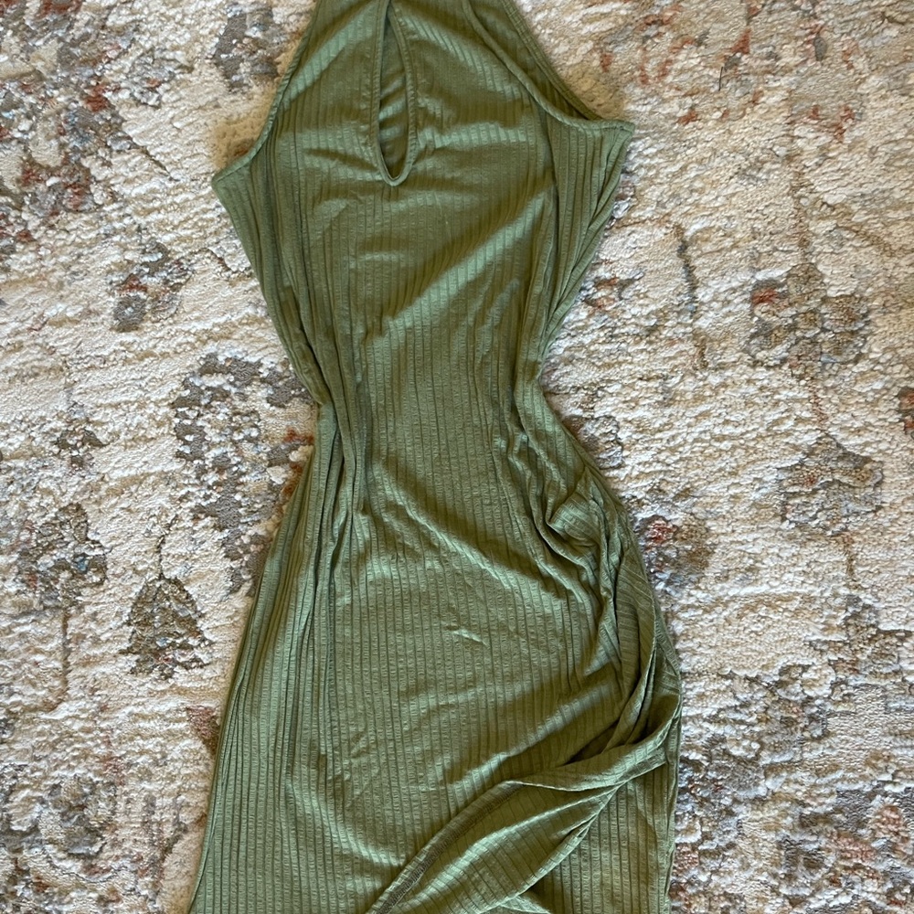 Elegant Olive Green Ribbed Dress